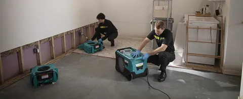 NORTHBROOK WATER DAMAGE RESTORATION-SERVICEMASTER RESTORATION BY SIMONS