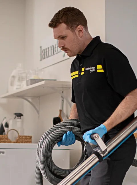 ServiceMaster Restore employee cleaning
